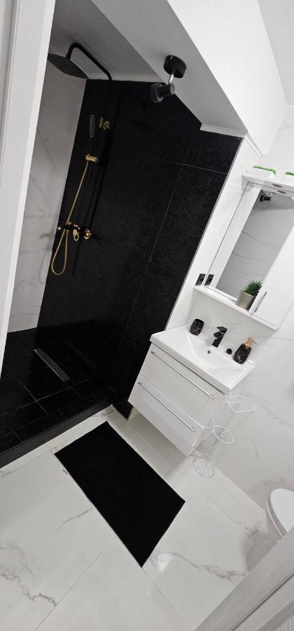 Apartment Rarina House *